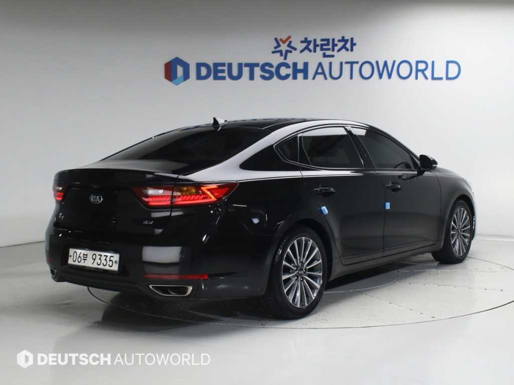 KIA K7 - Vista 2