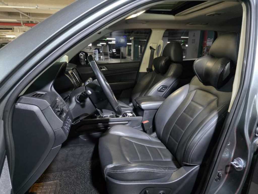 Ssangyong Rexton - Vista 7