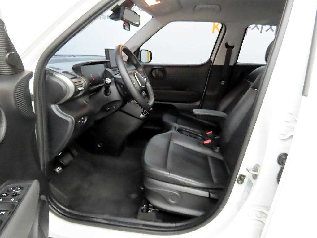 HYUNDAI Casper - Vista 5