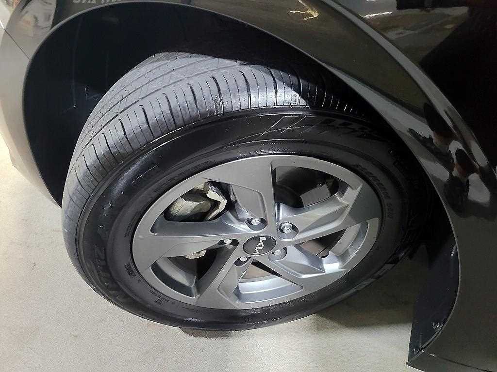 KIA K5 2025 Negro - Importación desde Corea - HF Imports Iquique - Foto 19