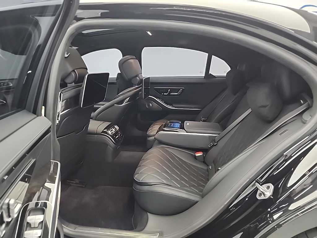 Mercedes Benz S Class - Vista 12