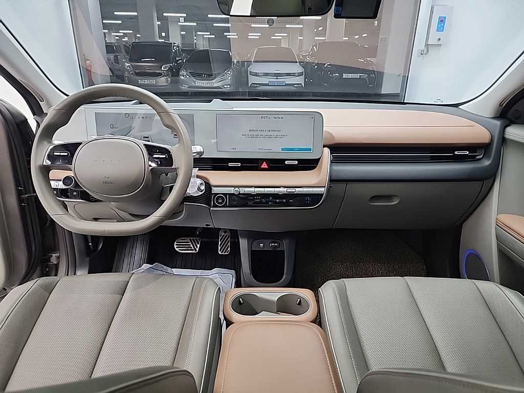 HYUNDAI Ioniq 5 - Vista 8