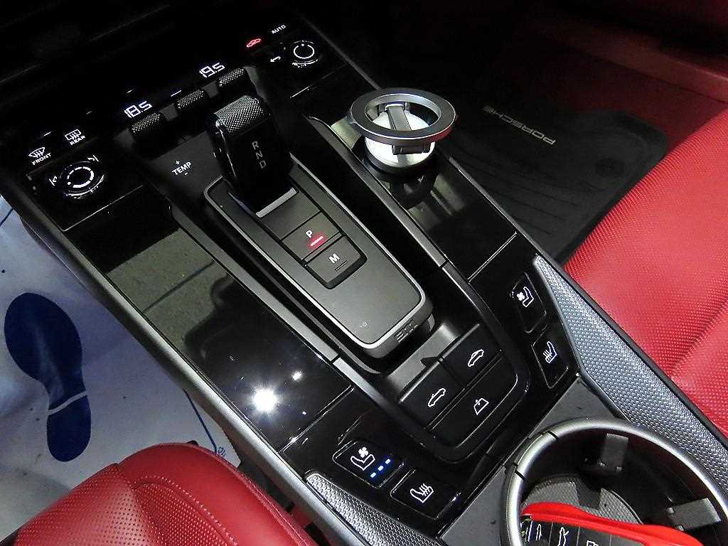 Porsche 911 2021 Negro - Importación desde Corea - HF Imports Iquique - Foto 17