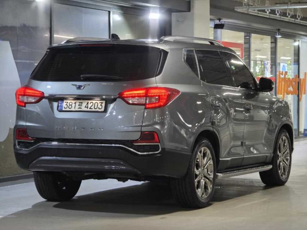 Ssangyong Rexton - Vista 3