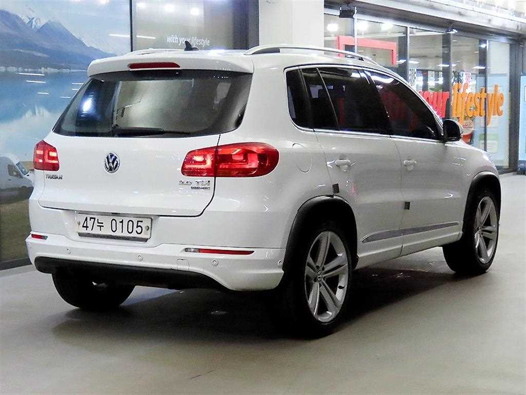 Volkswagen Tiguan - Vista 4