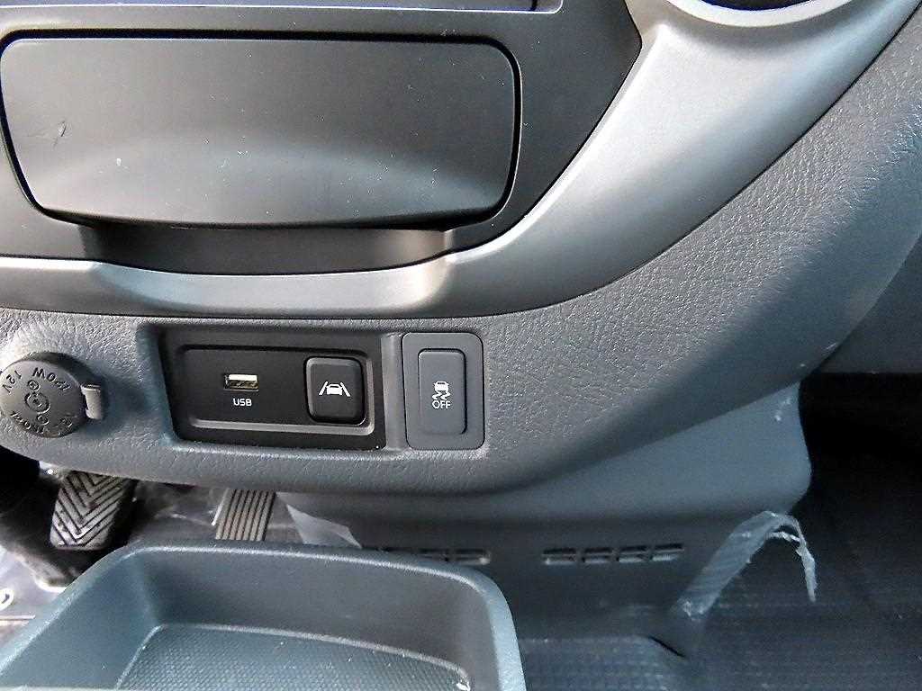 Small Truck Top_sliding tower car 2025 Blanco - Importación desde Corea - HF Imports Iquique - Foto 15