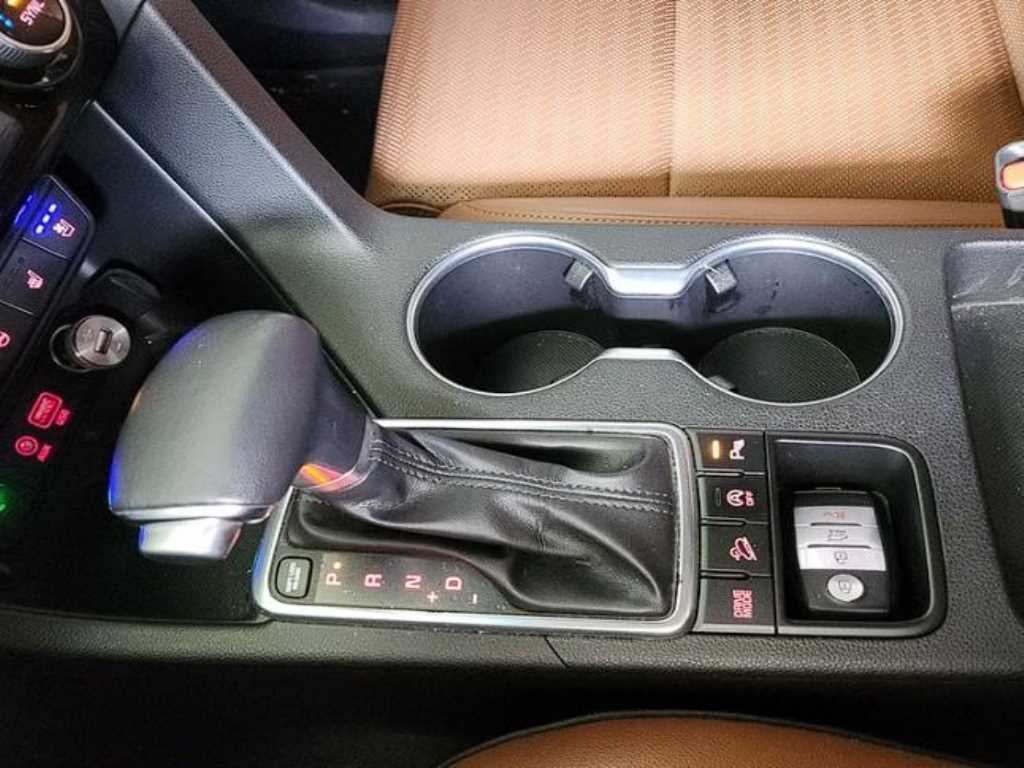 KIA Sportage - Vista 11