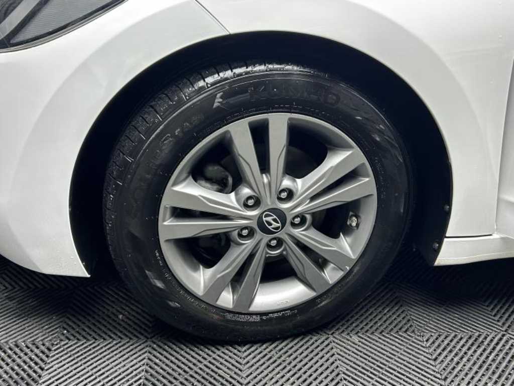 HYUNDAI Avante 2016 Blanco - Importación desde Corea - HF Imports Iquique - Foto 15