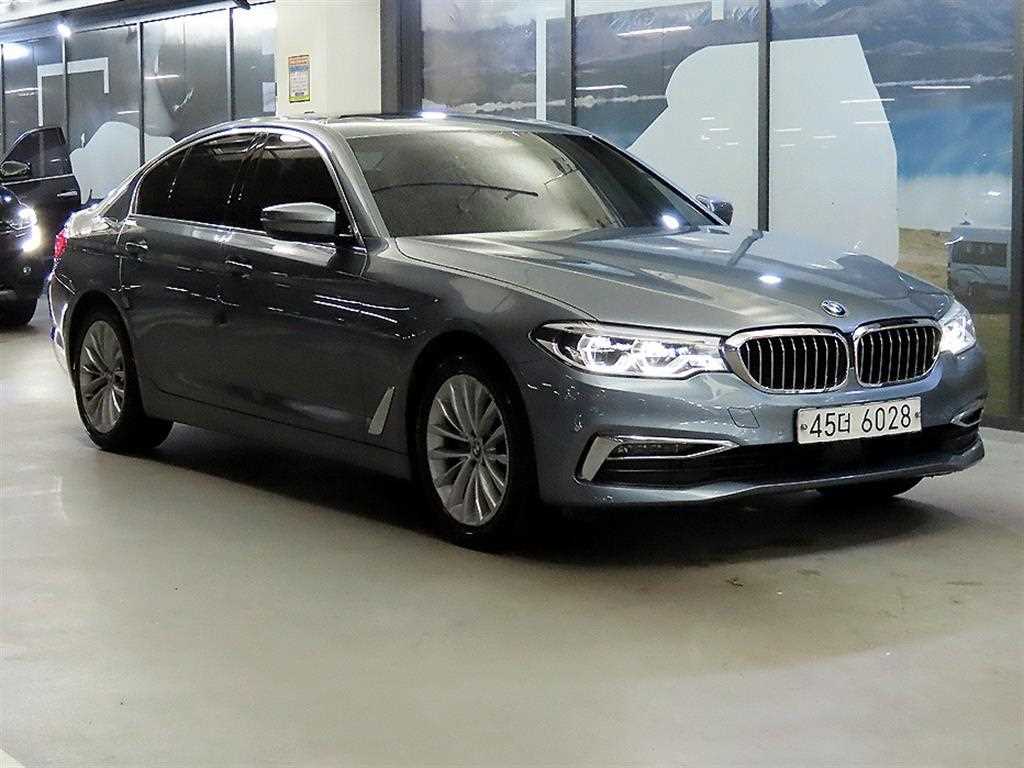 BMW 5 Series 2019 Gris - Importación desde Corea - HF Imports Iquique - Foto 1