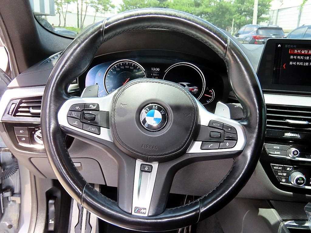 BMW 5 Series - Vista 8