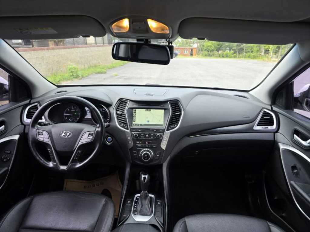 HYUNDAI Santa Fe - Vista 5