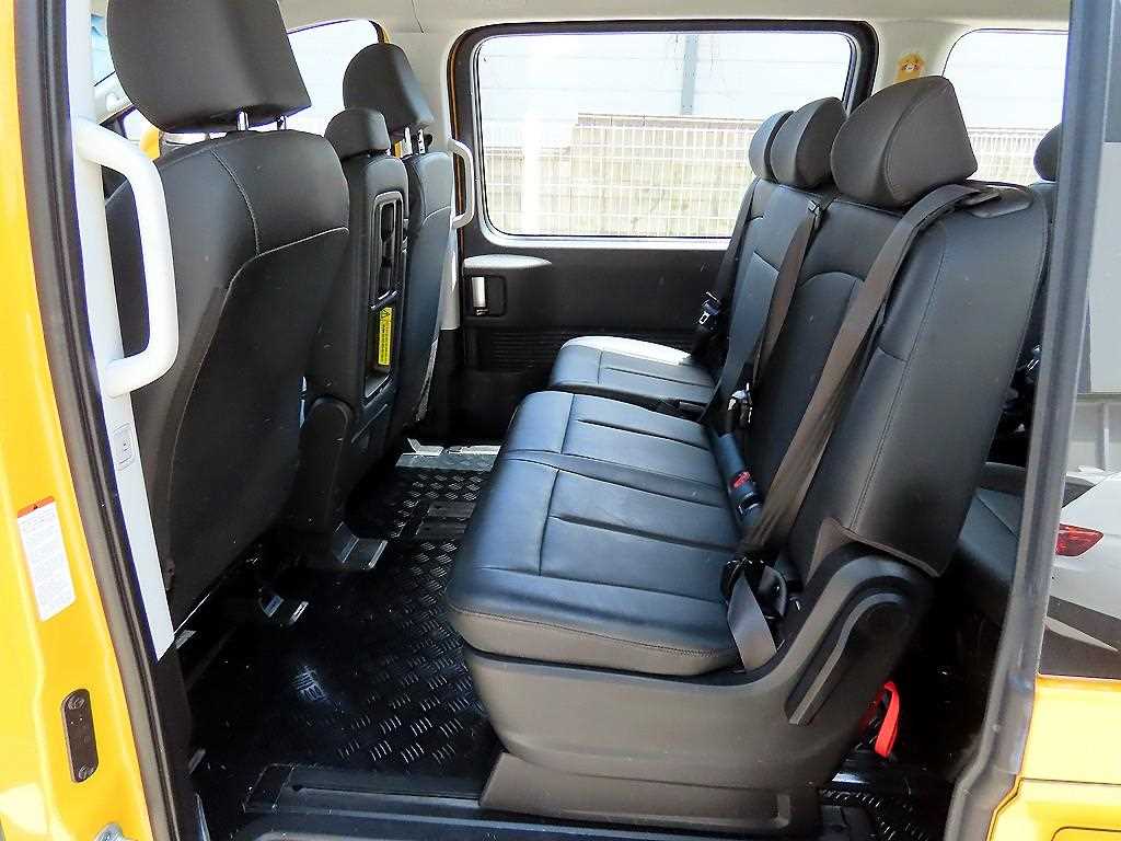 HYUNDAI Staria - Vista 6