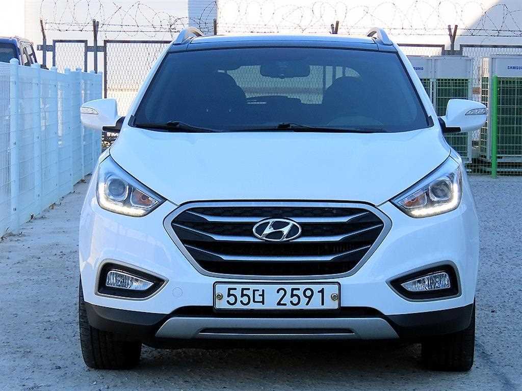 HYUNDAI Tucson 2015 Blanco - Importación desde Corea - HF Imports Iquique - Foto 1