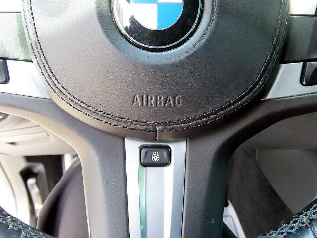 BMW 5 Series 2018 Gris - Importación desde Corea - HF Imports Iquique - Foto 13