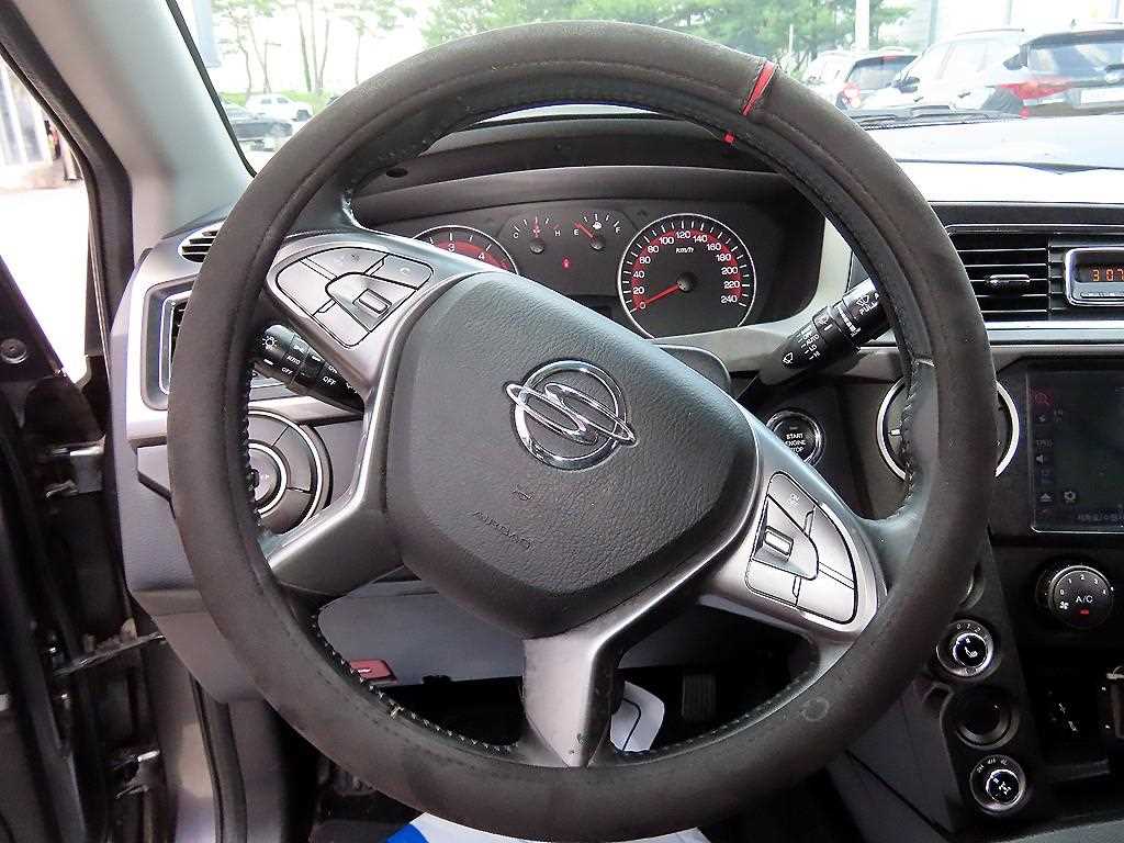 Ssangyong Korando - Vista 8
