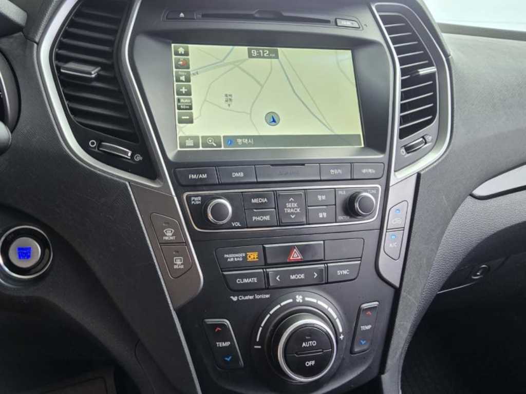 HYUNDAI Santa Fe - Vista 9