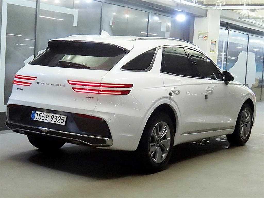 Genesis GV70 - Vista 4