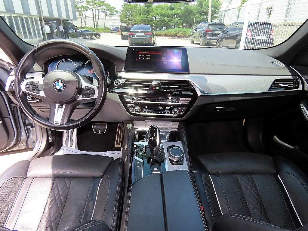 BMW 5 Series - Vista 7