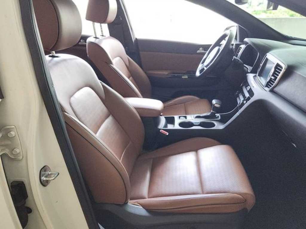 KIA Sportage - Vista 8