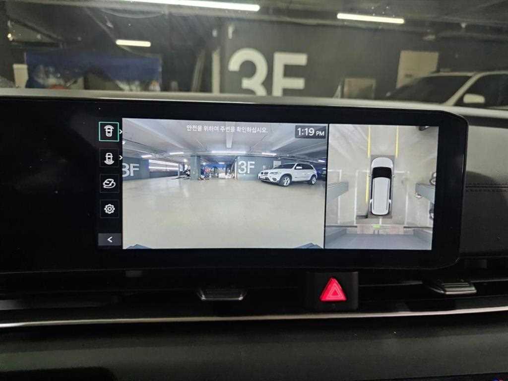KIA Carnival - Vista 11