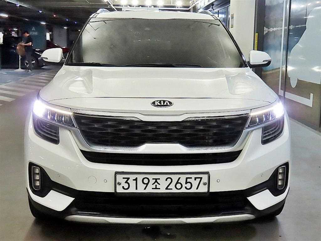 KIA Seltos - Vista 2