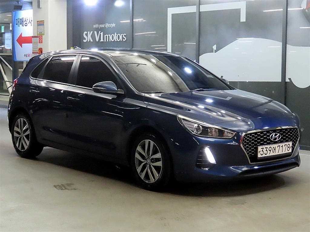 HYUNDAI i30