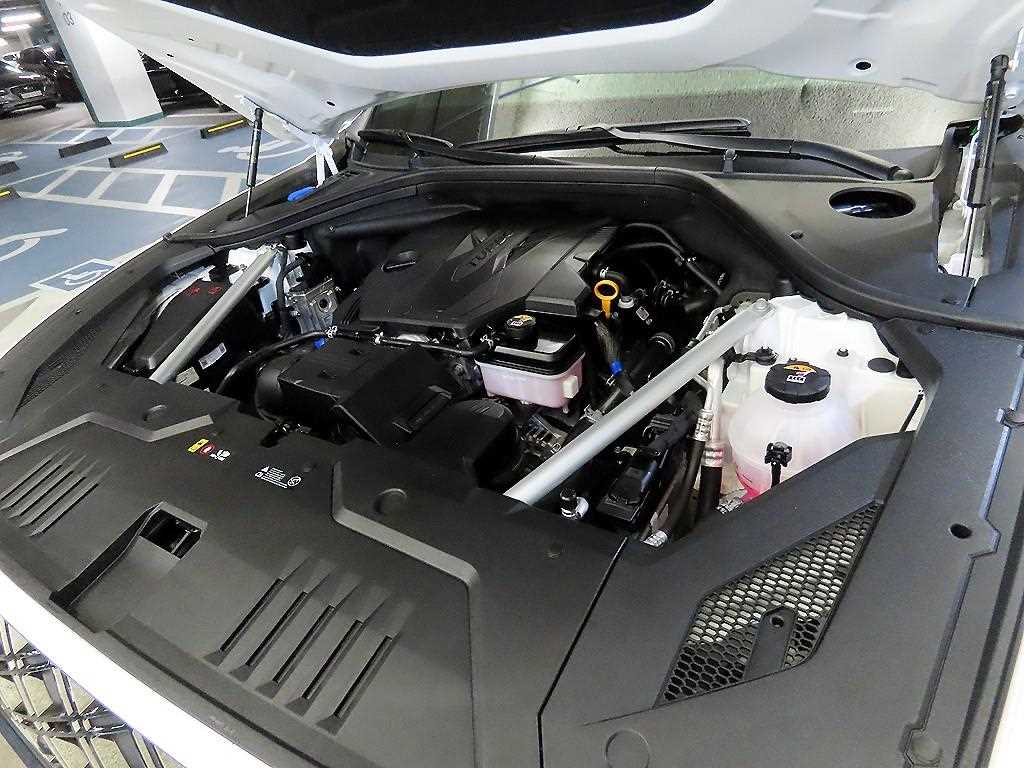 Genesis GV70 2025 Blanco - Importación desde Corea - HF Imports Iquique - Foto 19