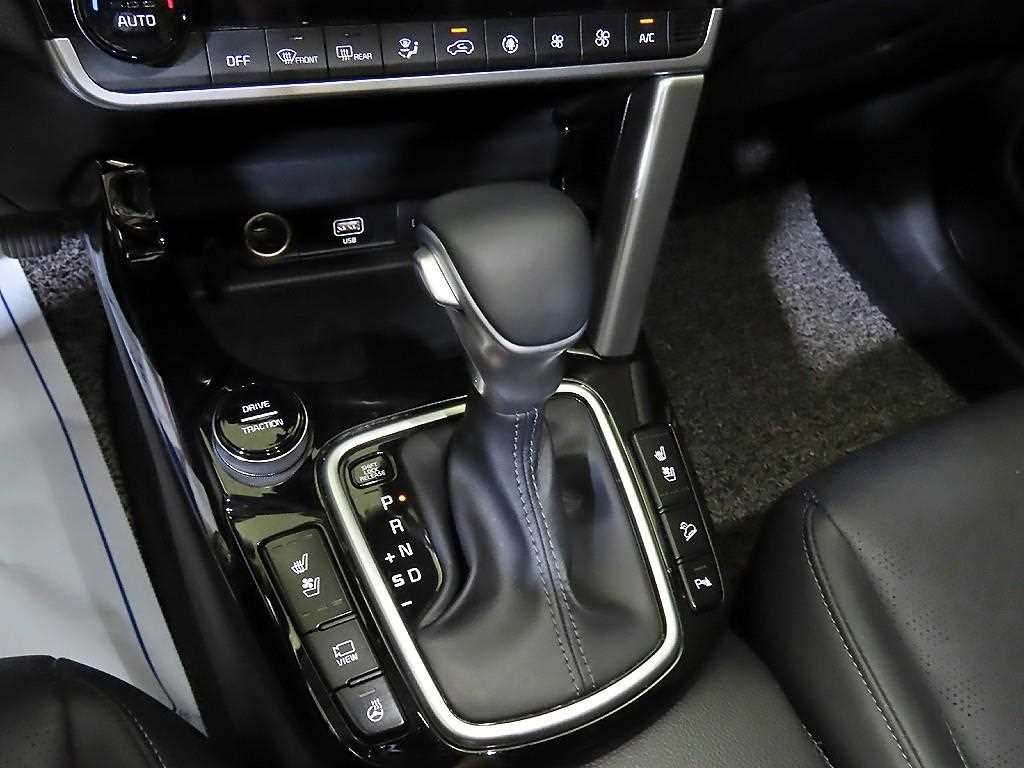 KIA Seltos - Vista 12