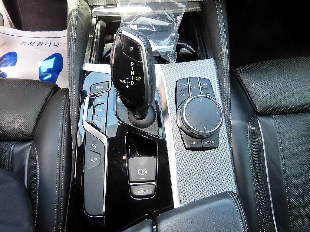 BMW 5 Series - Vista 11
