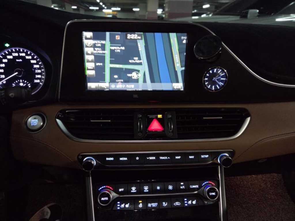 HYUNDAI Grandeur - Vista 7