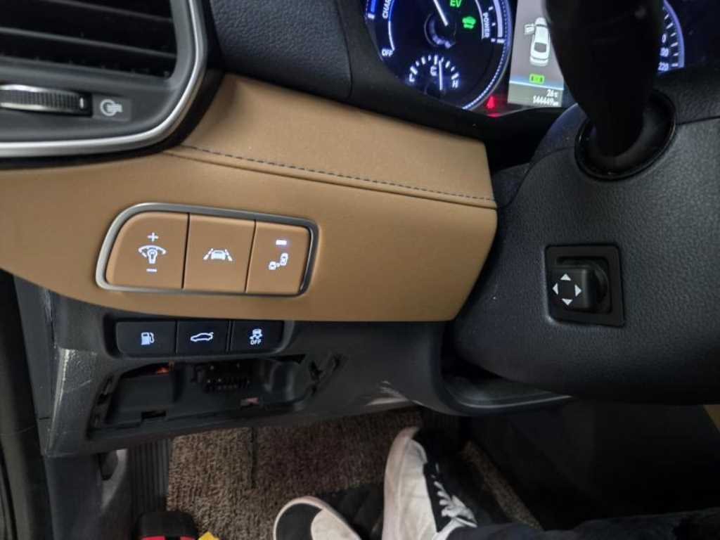 HYUNDAI Grandeur - Vista 10