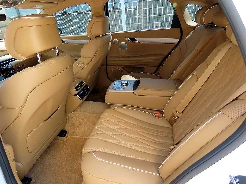 Genesis G80 - Vista 6