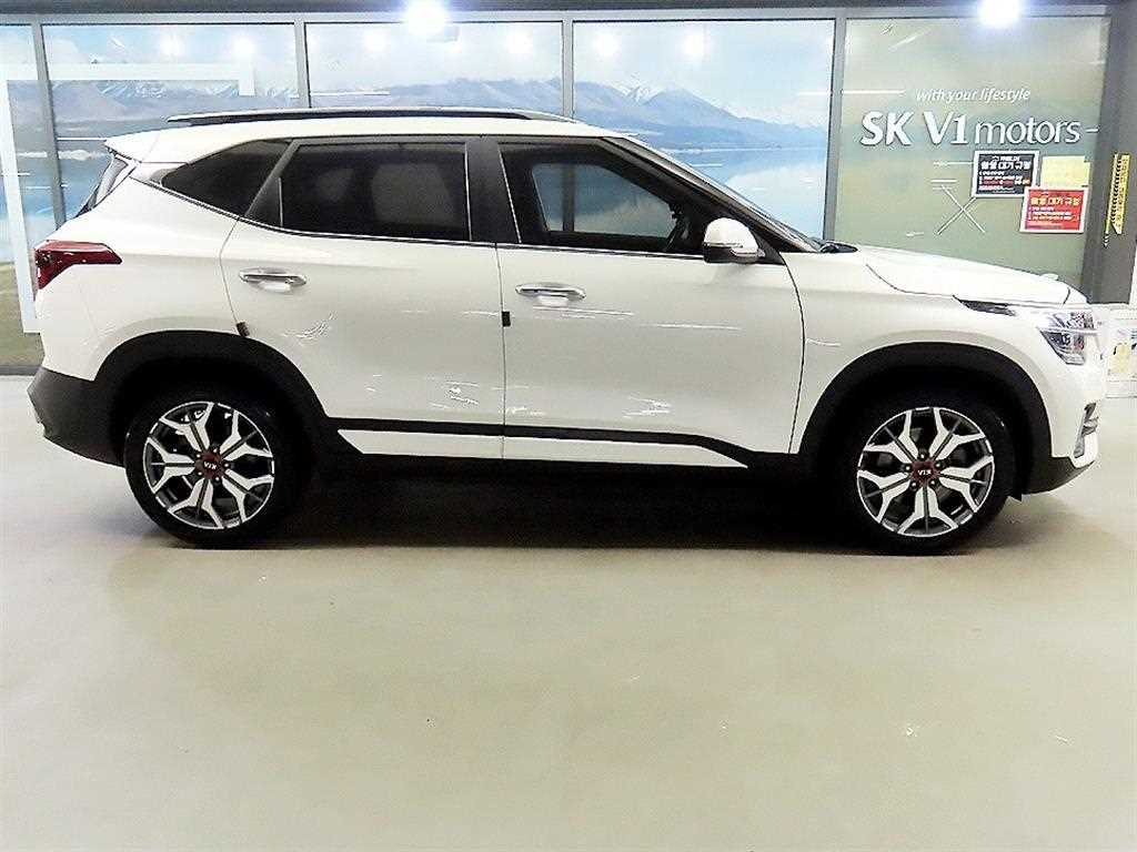 KIA Seltos - Vista 3