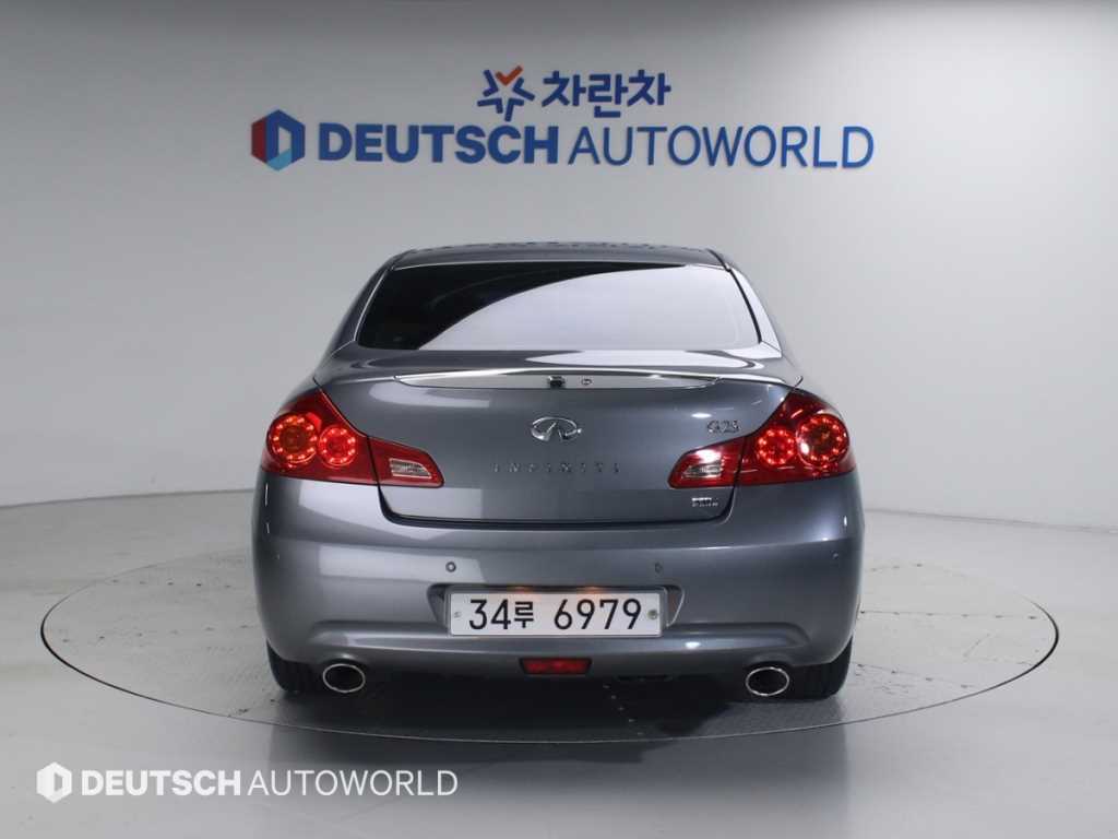 Infiniti G - Vista 4