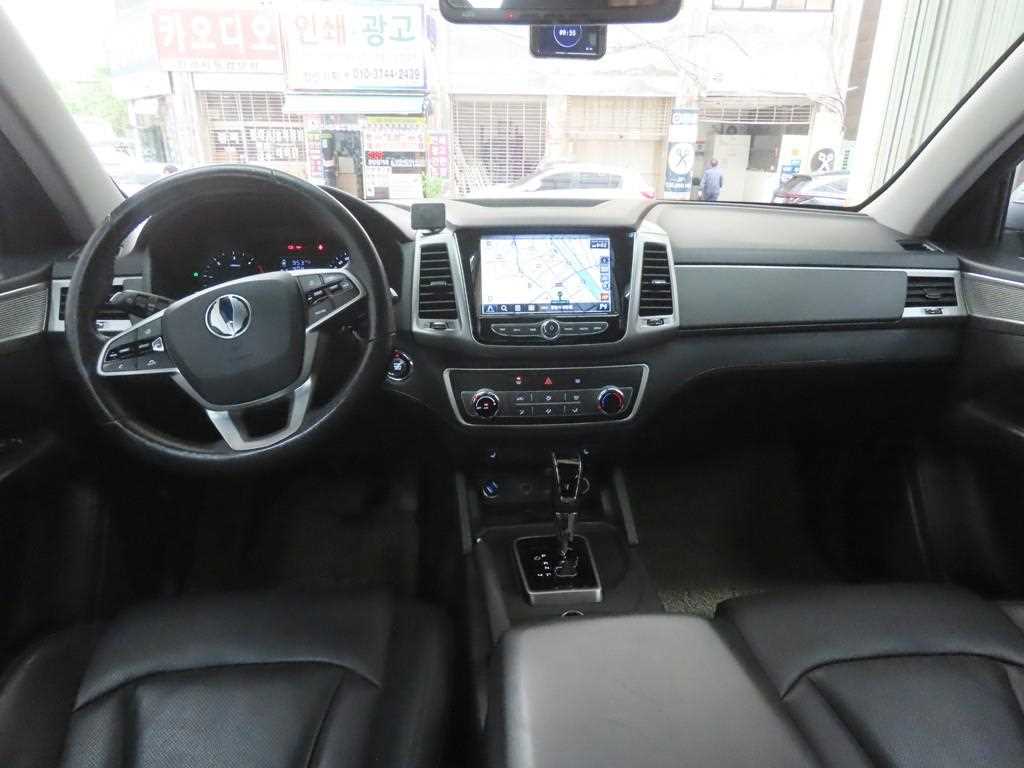 Ssangyong Rexton - Vista 7
