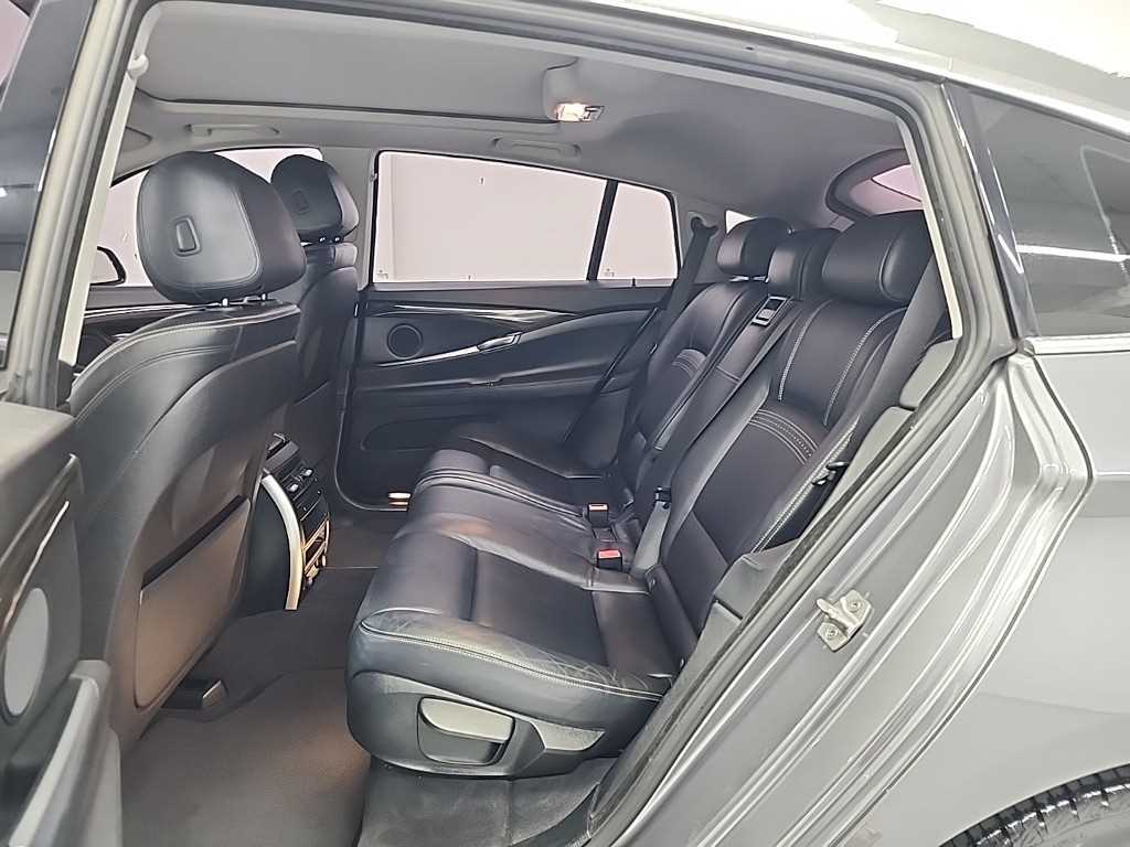BMW Gran Turismo - Vista 12