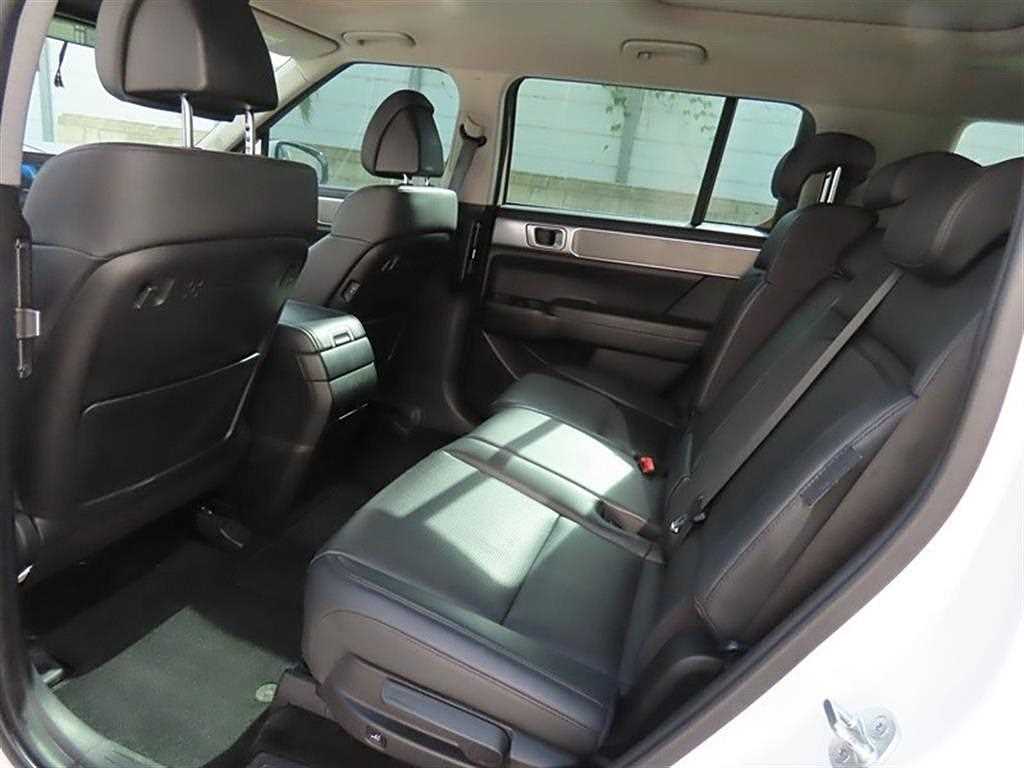 HYUNDAI Santa Fe - Vista 8