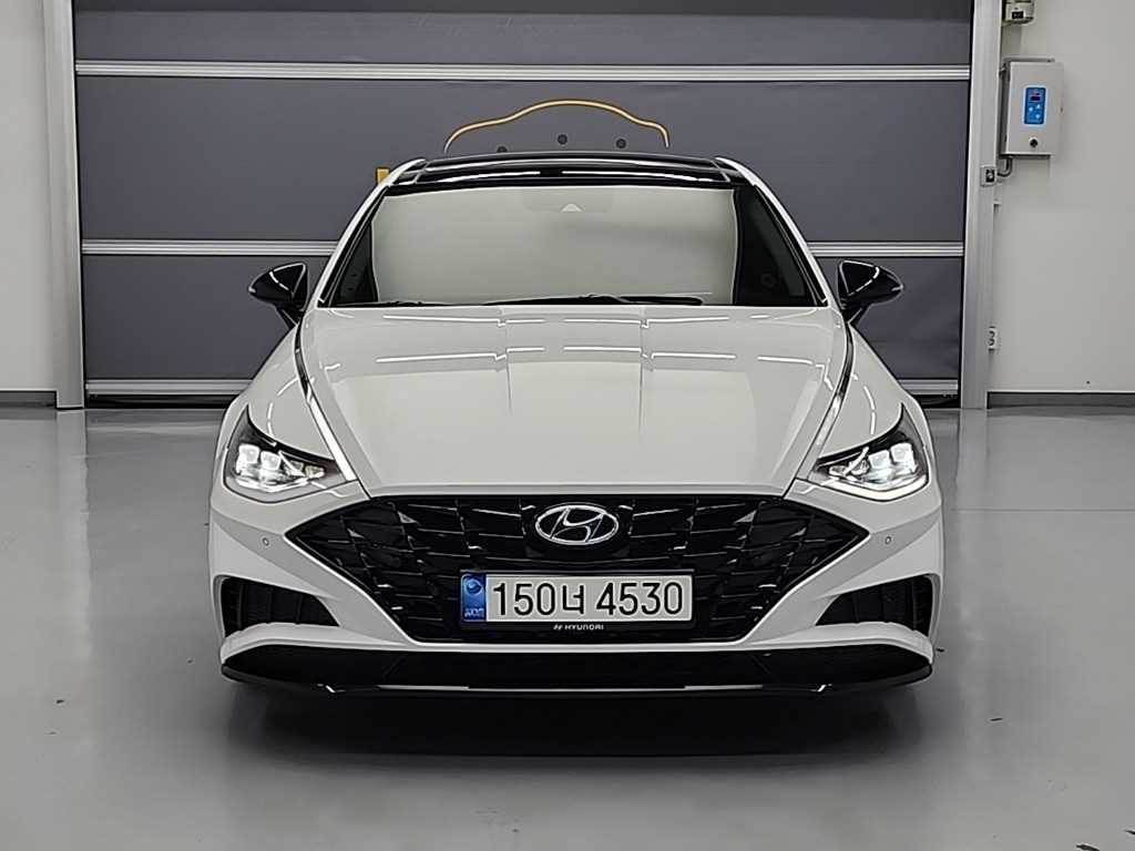 HYUNDAI Sonata - Vista 2