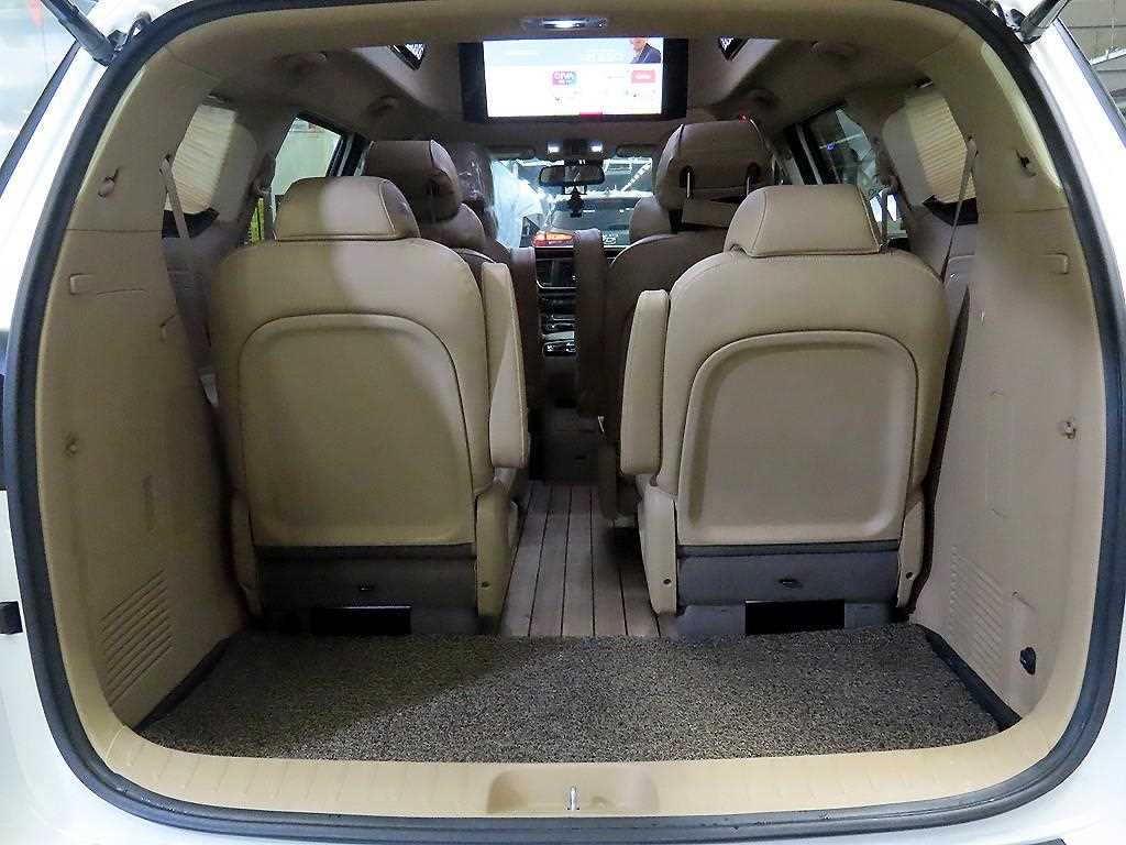 KIA Carnival 2019 Blanco - Importación desde Corea - HF Imports Iquique - Foto 16