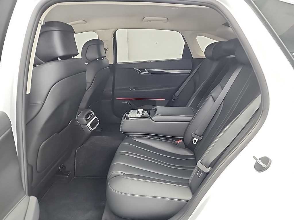 Genesis G80 - Vista 12