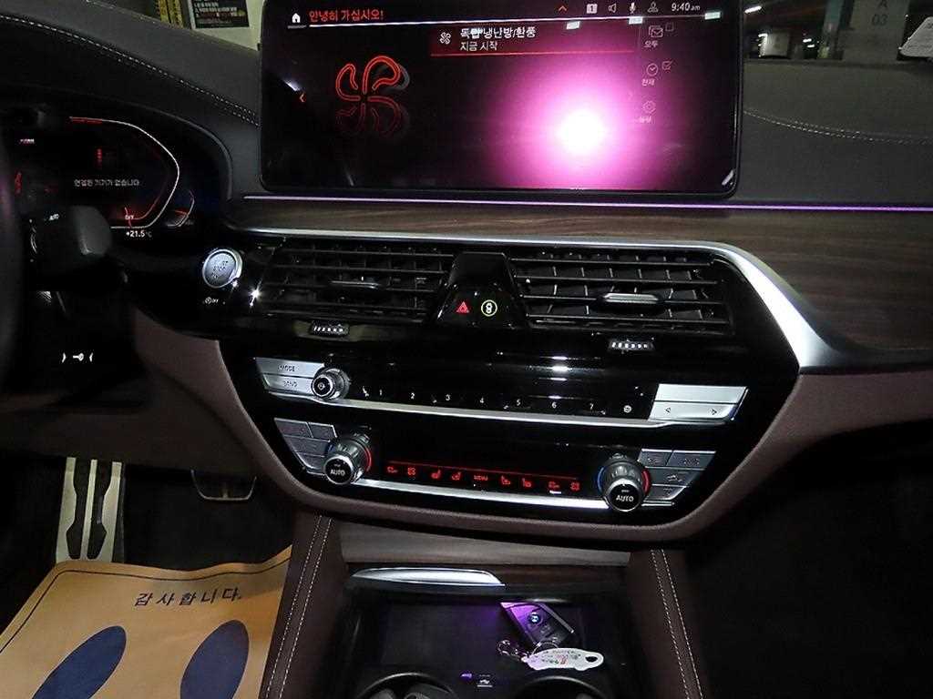 BMW 5 Series - Vista 11