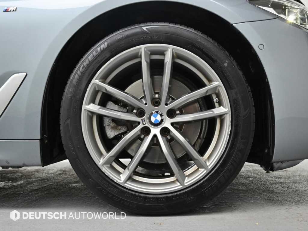 BMW 5 Series - Vista 5