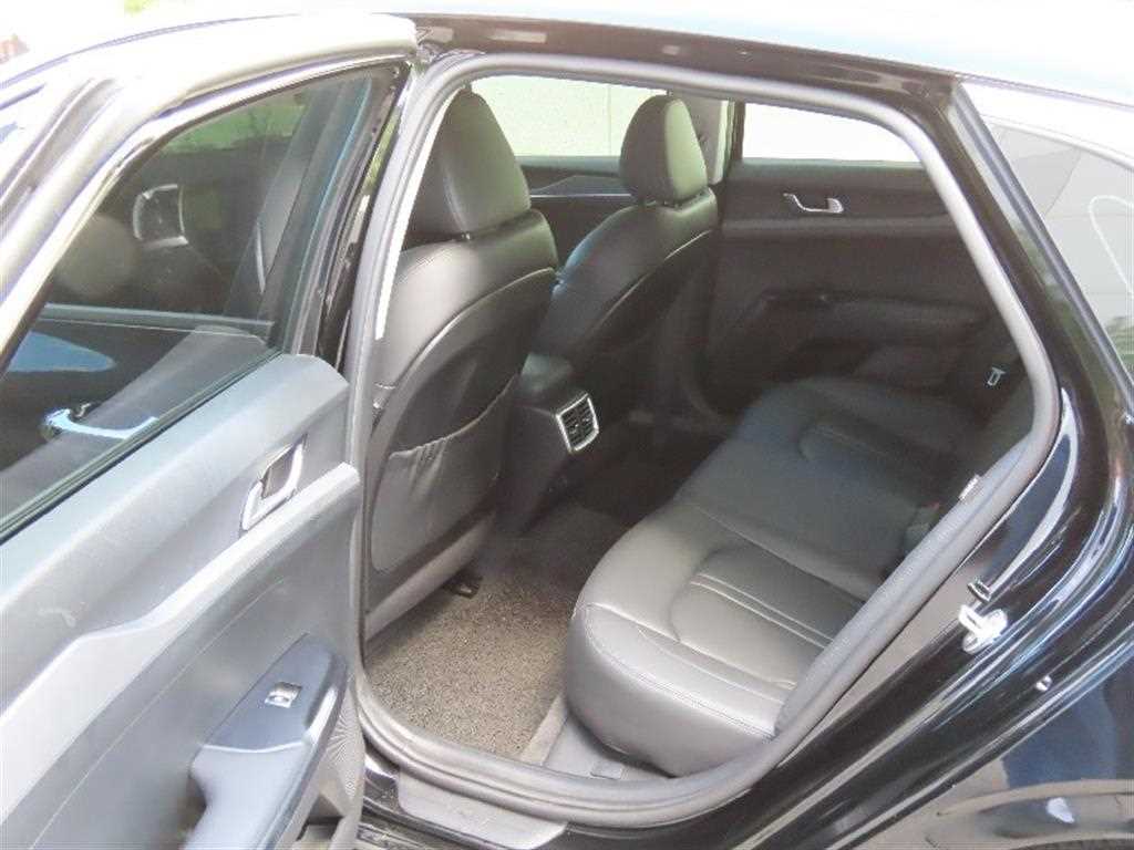 KIA K5 2021 Negro - Importación desde Corea - HF Imports Iquique - Foto 14