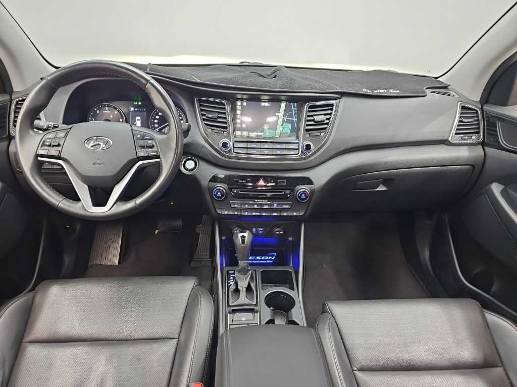 HYUNDAI Tucson - Vista 7