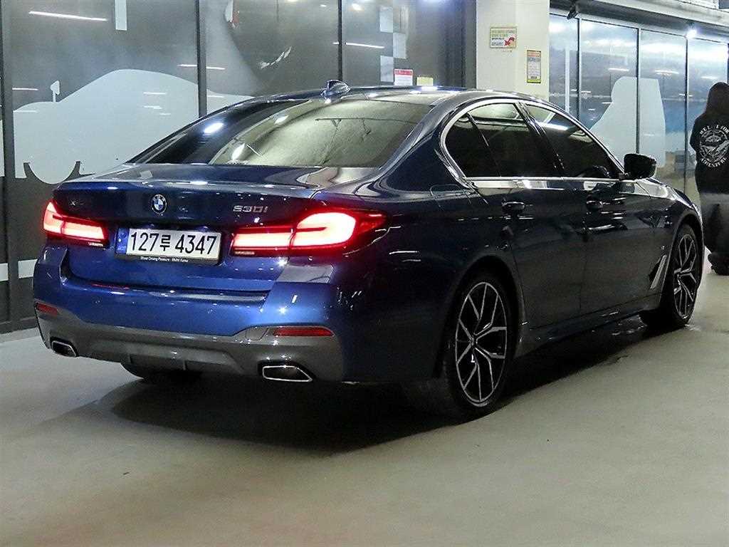 BMW 5 Series - Vista 4