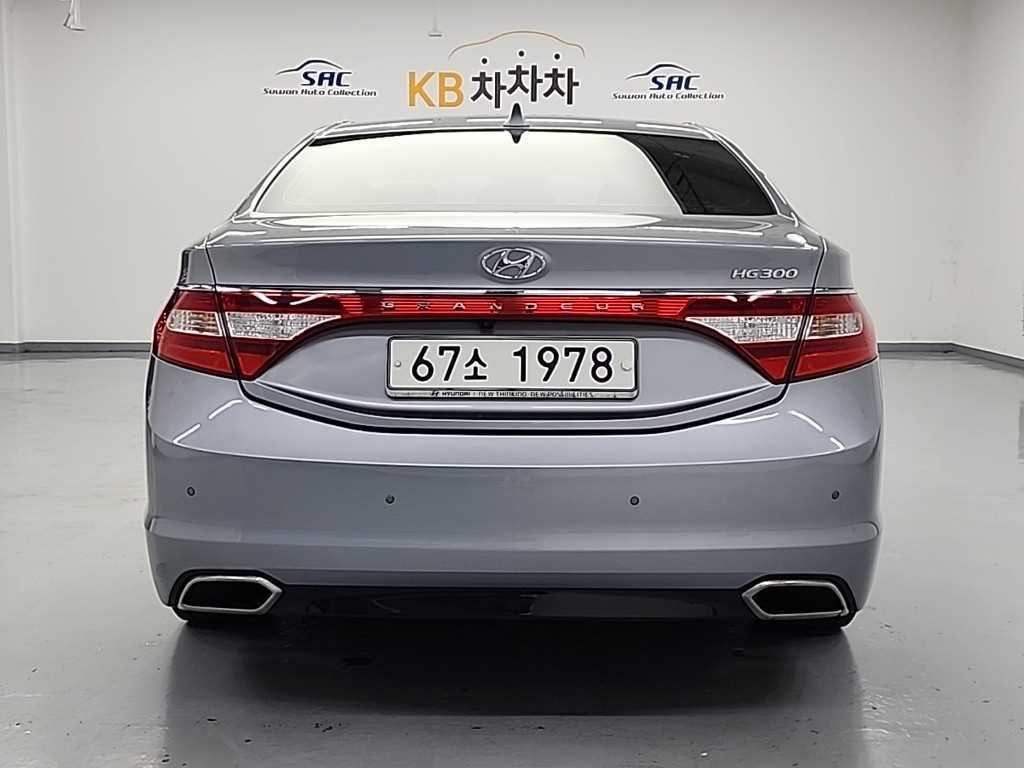 HYUNDAI Grandeur - Vista 3