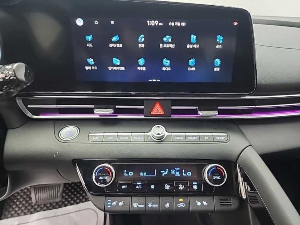 HYUNDAI Avante - Vista 6