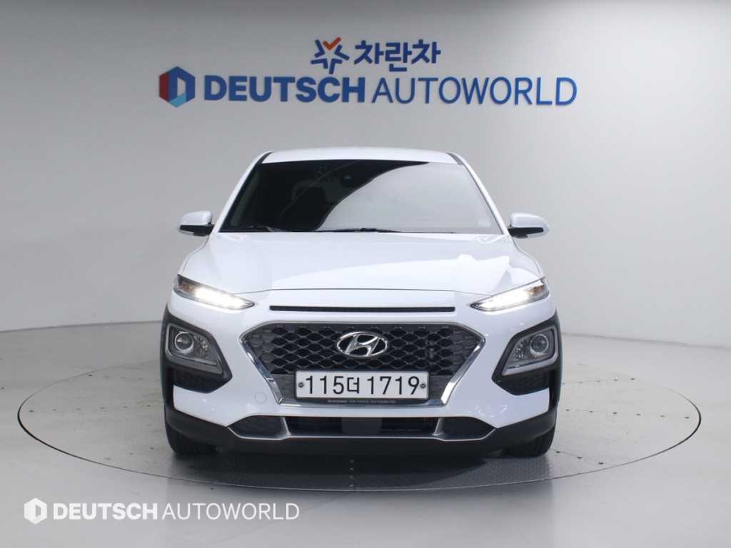 HYUNDAI Kona - Vista 3