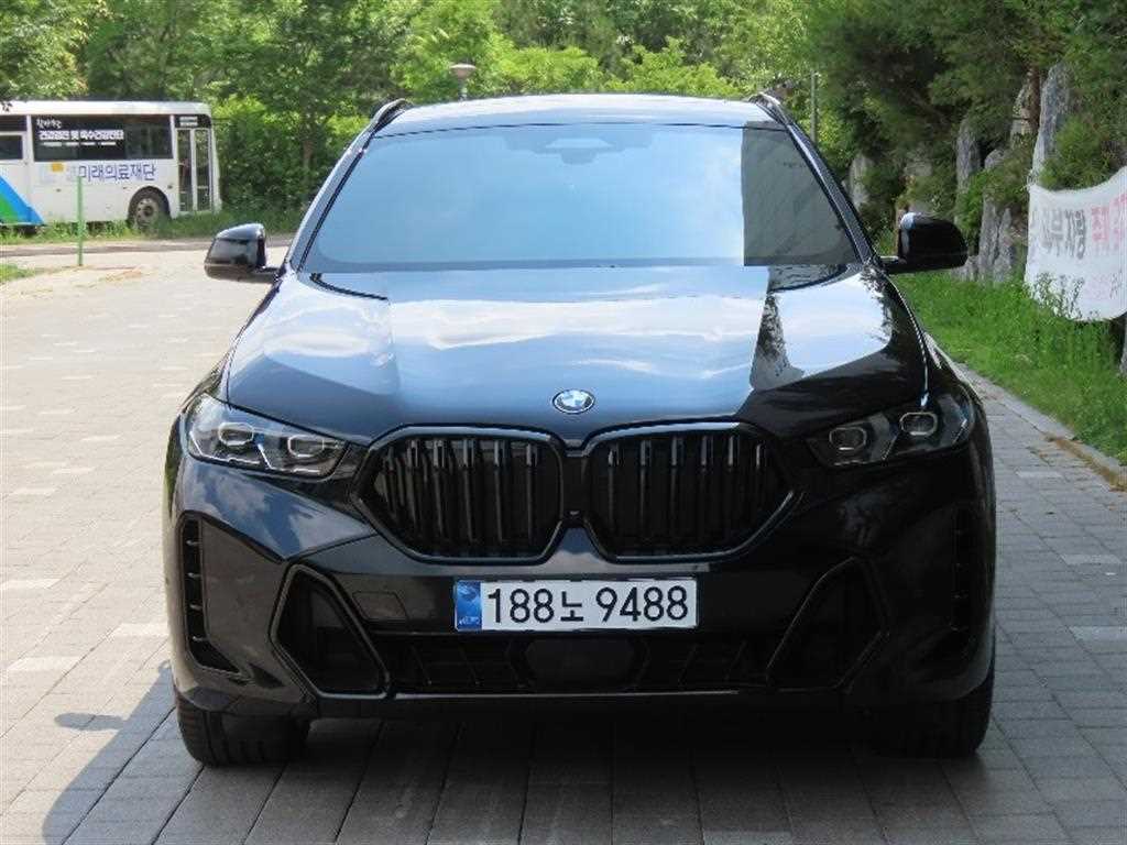 BMW X6 2026 Negro - Importación desde Corea - HF Imports Iquique - Foto 1