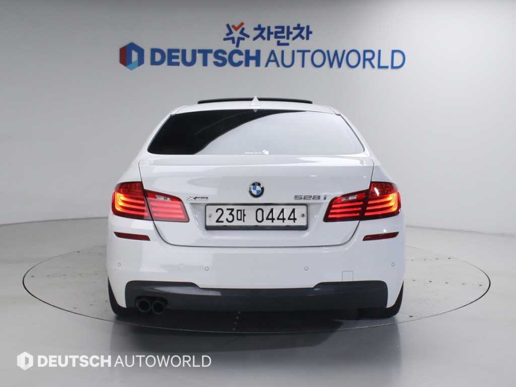 BMW 5 Series - Vista 3